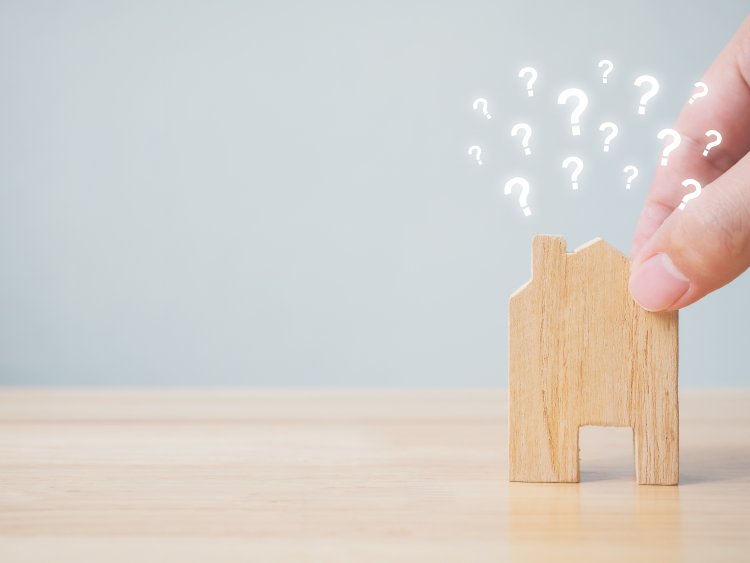 Avant de se lancer dans un achat immobilier neuf, voici 10 questions  se poser pour mrir son projet d'acquisition. | Shutterstock