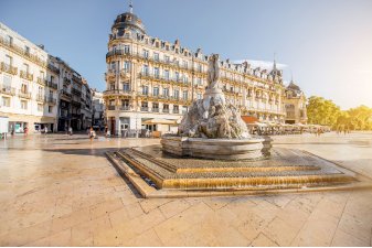 Du centre-ville de Montpellier jusqu'au plage de Port-Leucate, l'immobilier neuf en Languedoc-Roussillon offre une large palette d'avantages. | Shutterstock