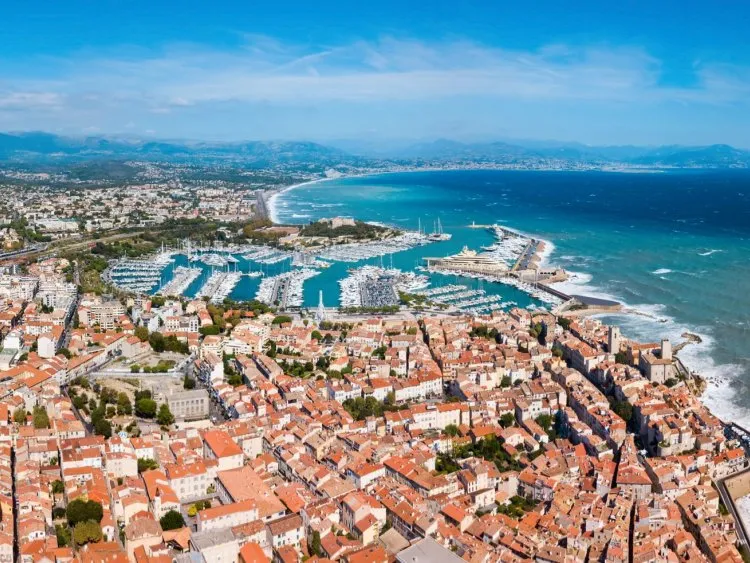 Tout pour habiter dans un programme neuf à Antibes