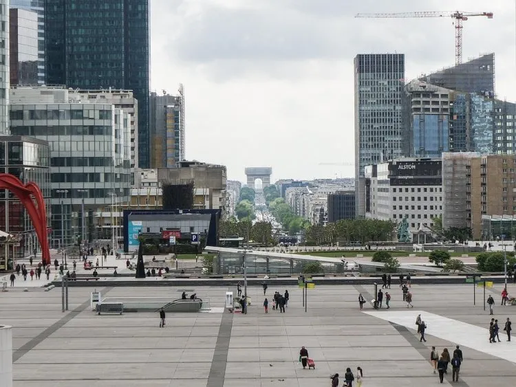 Pourquoi le marché immobilier d'entreprise reste-t-il sous pression en 2026 ? 