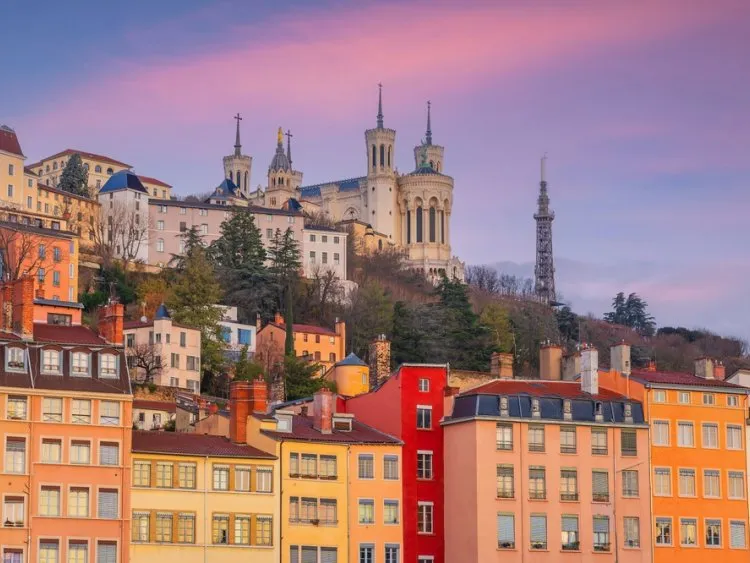 Immobilier neuf vs ancien à Lyon : avantages et inconvénients