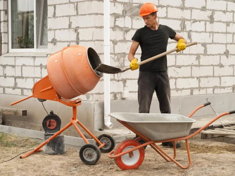 Combien de sacs de béton pour une dalle, une fondation ou un mur ?