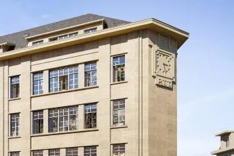 A Brive-la-Gaillarde, l'ancien bâtiment des PTT transformé en 38 logements
