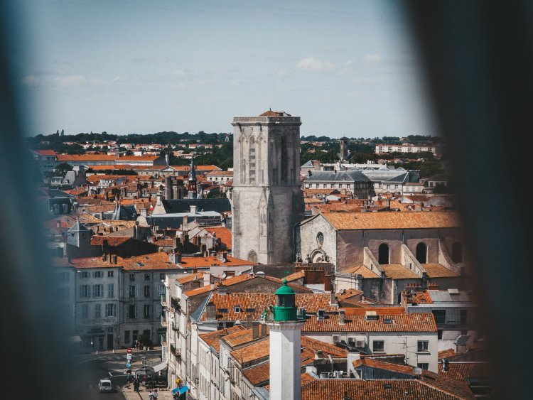 L’ancienne Clinique du Mail à La Rochelle sera transformée en 119 logements avec conservation de bâtiments patrimoniaux.