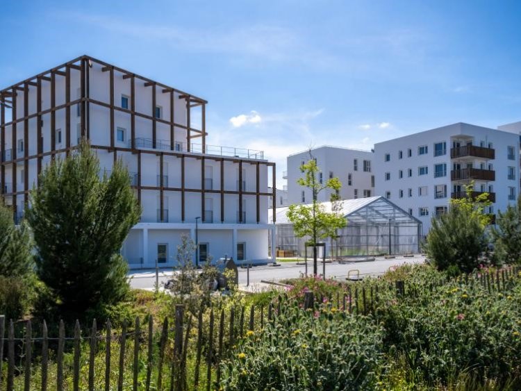 Eiffage Immobilier a livré durant l'été un ensemble résidentiel de presque 130 appartements neufs à Lagord, près de La Rochelle.