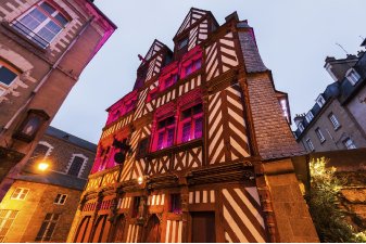 Rennes et toute l'Ille-et-Vilaine profitent de l'attractivité bretonne pour créer du dynamisme sur leur marché de l'immobilier neuf. | Shutterstock