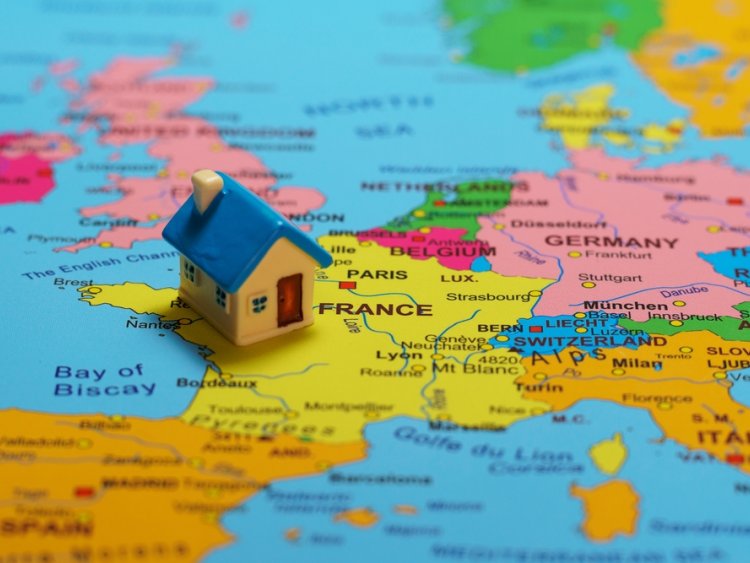 Combien peut-on acheter avec un salaire moyen en Europe ?