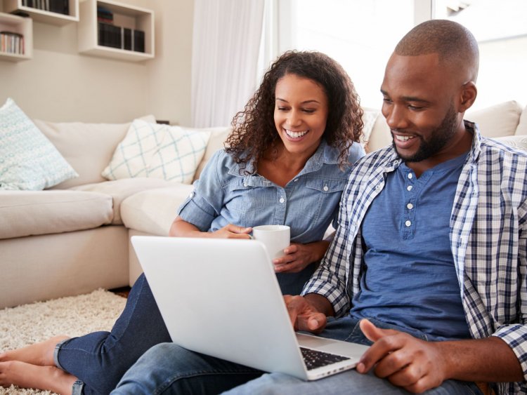 La dclaration LMNP en ligne permet aux propritaires de grer leurs revenus locatifs de manire rapide et efficace. | Shutterstock
