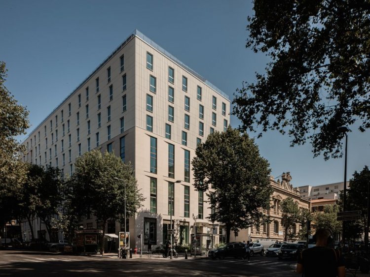 Marseille : BNP Paribas transforme des bureaux à Euroméditerranée