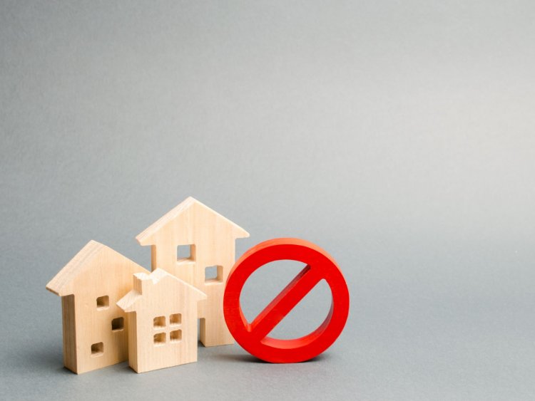 Le marché du logement neuf poursuit son recul en 2026, entre baisse des réservations, ralentissement des lancements et attentisme des promoteurs.