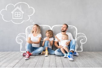 Maison neuve ou à rénover, voilà les principaux atouts d'acheter un logement neuf pour habiter ou investir.