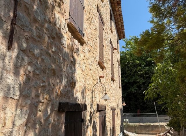 Maison Pharos